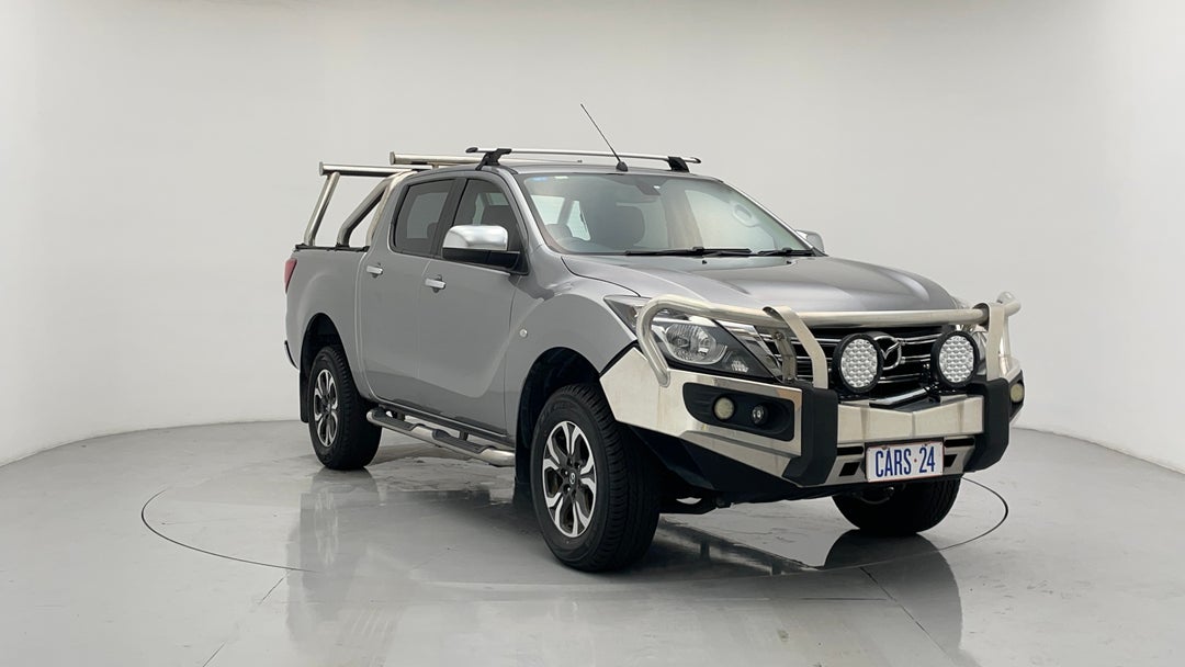 Right Front Diagonal (45- Degree) View