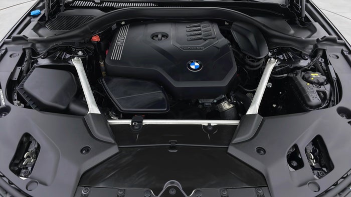 BMW 5 SERIES-Engine Bonet View