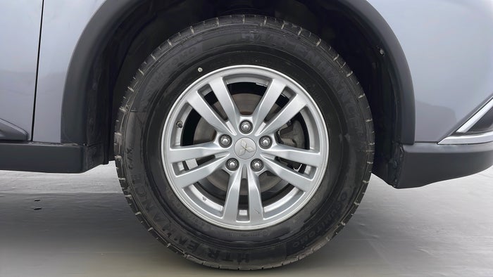 MITSUBISHI OUTLANDER-Right Front Tyre