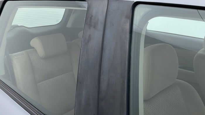 MITSUBISHI OUTLANDER-Pillar RHS B Faded