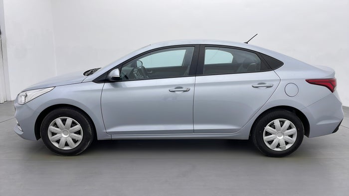 HYUNDAI ACCENT-Left Side View