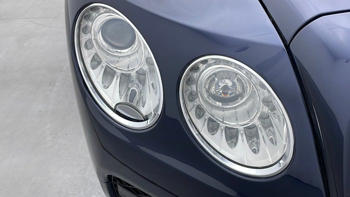 BENTLEY FLYING SPUR-Head Light RHS Fading