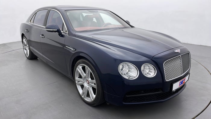 BENTLEY FLYING SPUR-Right Front Diagonal (45- Degree) View