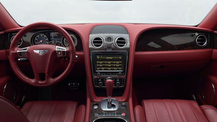 BENTLEY FLYING SPUR-Dashboard View