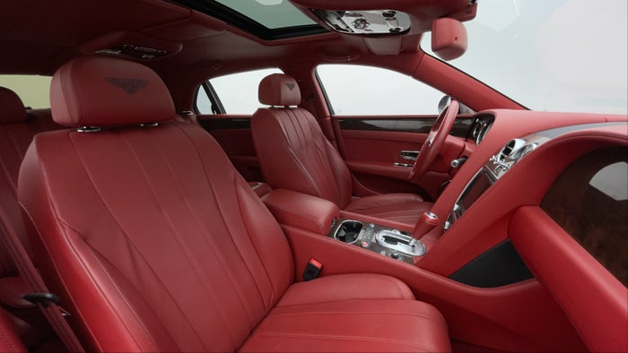 BENTLEY FLYING SPUR-Right Side Front Door Cabin View
