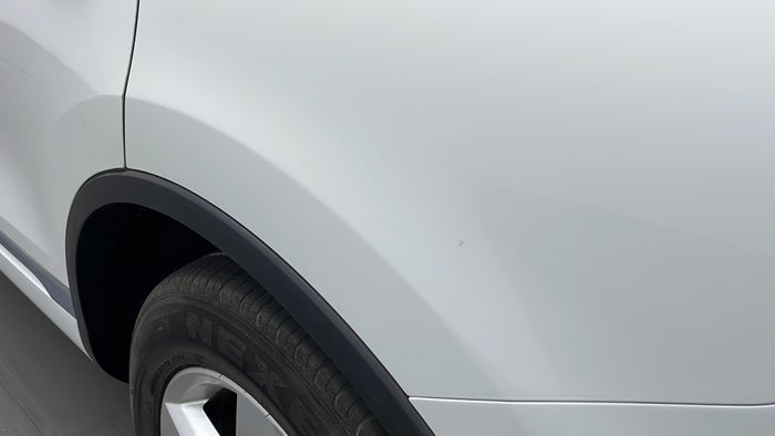 VOLKSWAGEN TOUAREG-Quarter Panel LHS Scratch