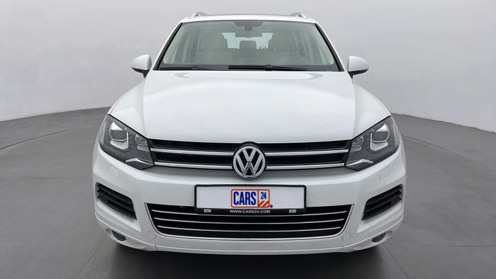 VOLKSWAGEN TOUAREG-Front View