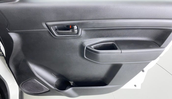 2020 Maruti S PRESSO VXI PLUS AGS, Petrol, Automatic, 1,193 km, Driver Side Door Panels Control