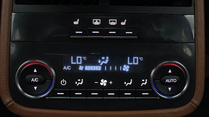 MASERATI QUATTROPORTE-Rear AC Temperature Control