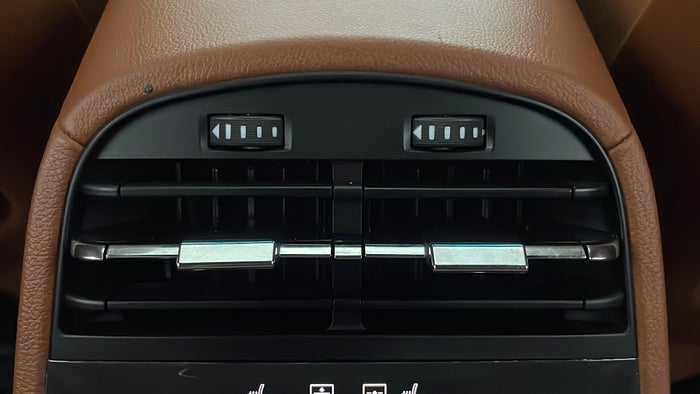 MASERATI QUATTROPORTE-Rear AC Vents
