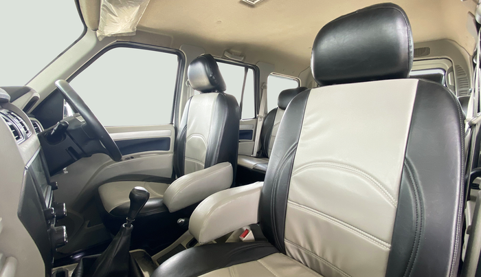 2021 Mahindra Scorpio S11, Diesel, Manual, 18,120 km, Right Side Front Door Cabin