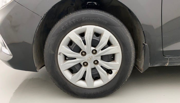 2017 Hyundai Verna 1.6 EX CRDI, Diesel, Manual, 50,331 km, Left Front Wheel