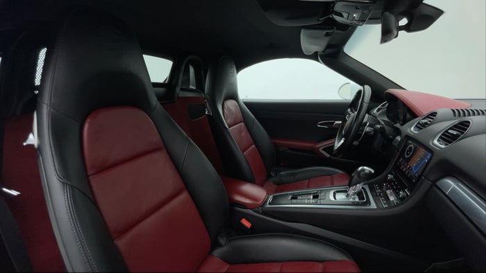 PORSCHE BOXSTER-Right Side Front Door Cabin View