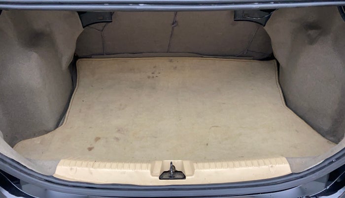 2015 Ford Figo Aspire 1.5 TREND DIESEL, Diesel, Manual, 63,875 km, Boot Inside View