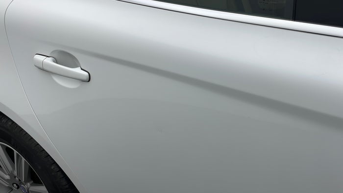 VOLVO XC60-Door Exterior RHS Rear Scratch