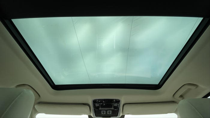 LAND ROVER RANGE ROVER SPORT-Interior Sunroof/Moonroof
