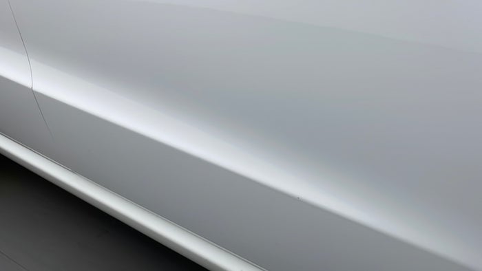 DODGE DURANGO-Door Exterior RHS Front Scratch