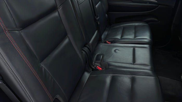 DODGE DURANGO-Seat 2nd row RHS Scratch
