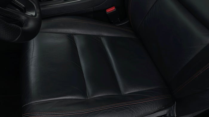 DODGE DURANGO-Seat LHS Front Faded