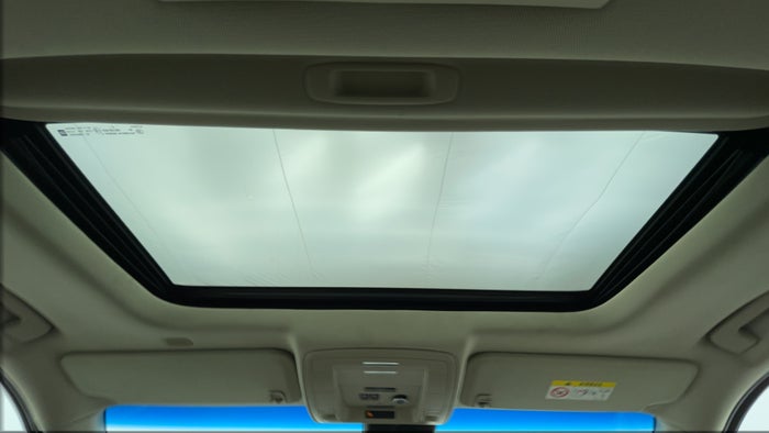GMC YUKON-Interior Sunroof/Moonroof