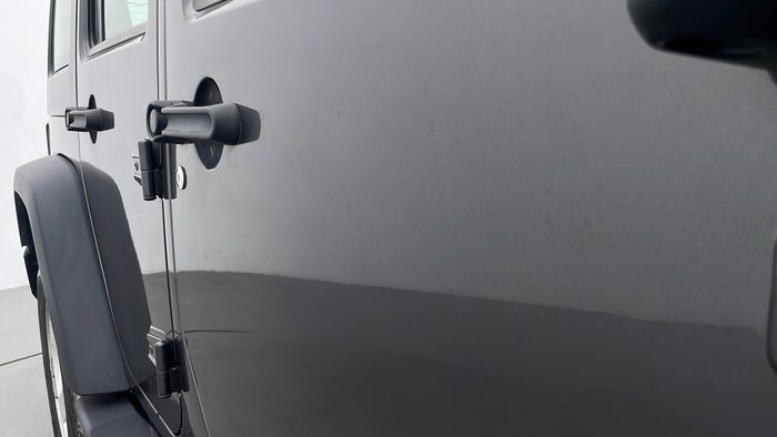 JEEP WRANGLER-Door Exterior RHS Front Dent