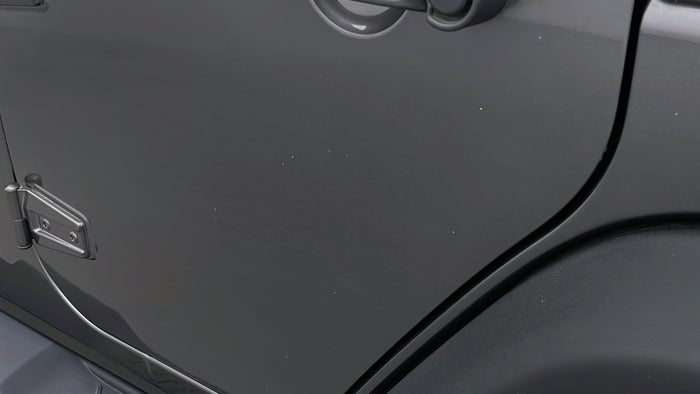 JEEP WRANGLER-Door Exterior LHS Rear Scratch