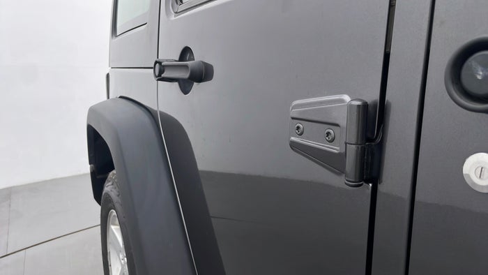 JEEP WRANGLER-Door Exterior RHS Rear Dent