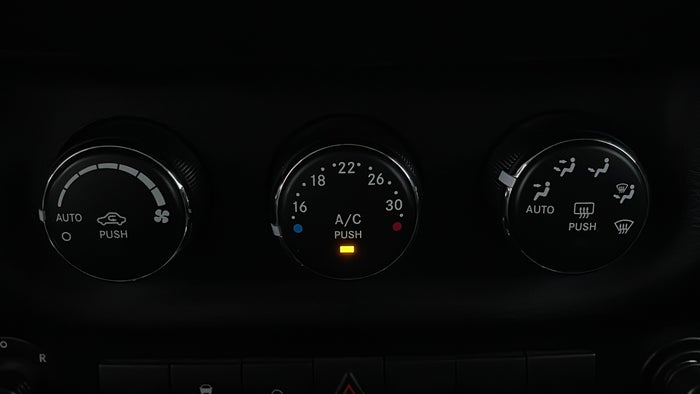 JEEP WRANGLER-Automatic Climate Control
