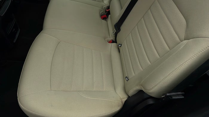 FORD EDGE-Seat 2nd row LHS Stain