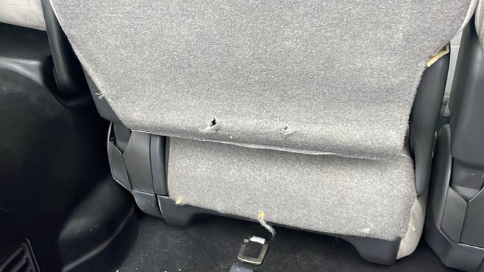 MITSUBISHI PAJERO-Seat 2nd row LHS Cover Torn