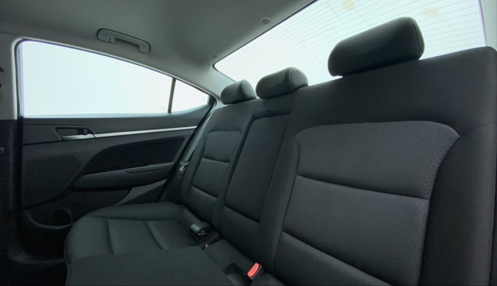2019 Hyundai New Elantra SX PETROL AT, Petrol, Automatic, 32,052 km, Right Side Rear Door Cabin