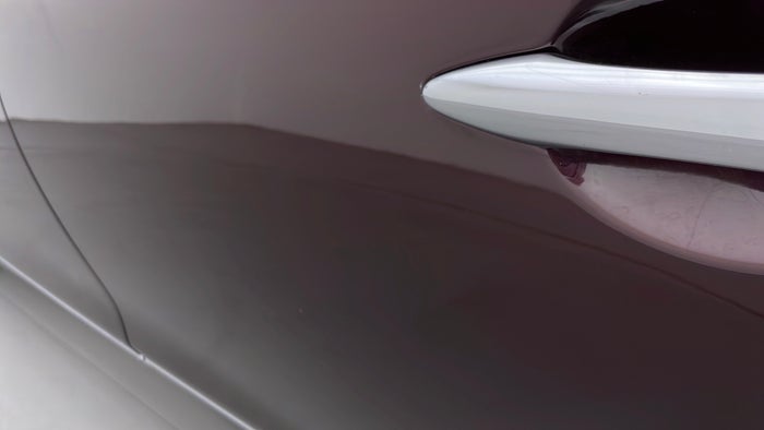 INFINITI QX50-Door Exterior LHS Rear Scratch