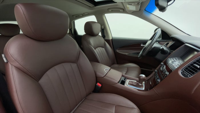INFINITI QX50-Right Side Front Door Cabin View