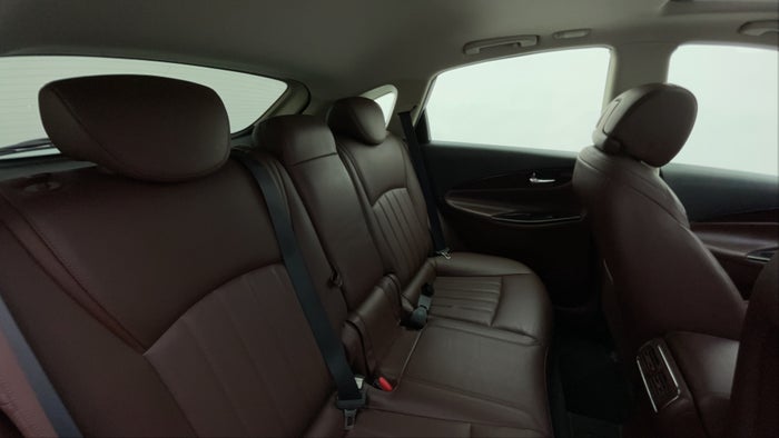 INFINITI QX50-Right Side Door Cabin View