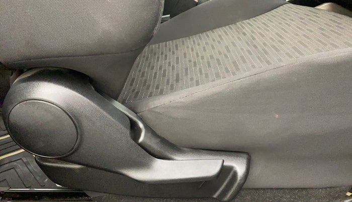 2019 Maruti IGNIS DELTA 1.2 K12 AMT, Petrol, Automatic, 7,397 km, Driver Side Adjustment Panel