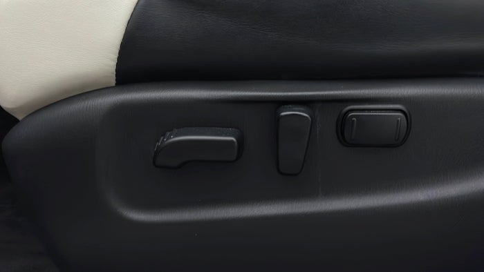 NISSAN PATROL-Driver Side Adjustment Panel