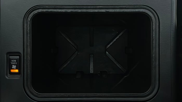 NISSAN PATROL-Cooler Box