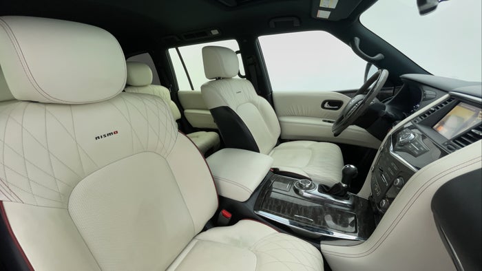 NISSAN PATROL-Right Side Front Door Cabin View