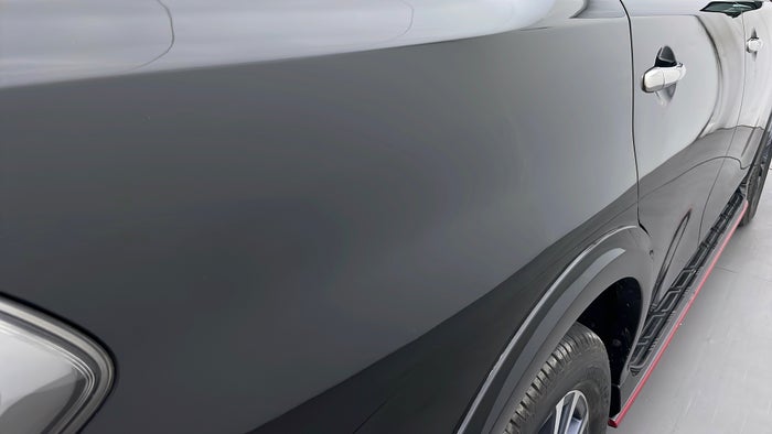 NISSAN PATROL-Quarter Panel RHS Scratch