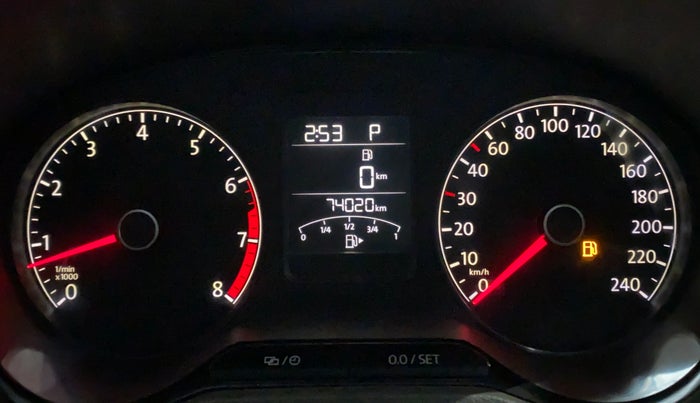 2016 Volkswagen Vento HIGHLINE 1.2 TSI AT, Petrol, Automatic, 74,175 km, Odometer Image