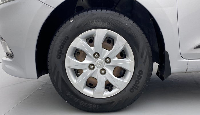 2014 Hyundai Elite i20 SPORTZ 1.2, Petrol, Manual, 61,665 km, Left Front Wheel