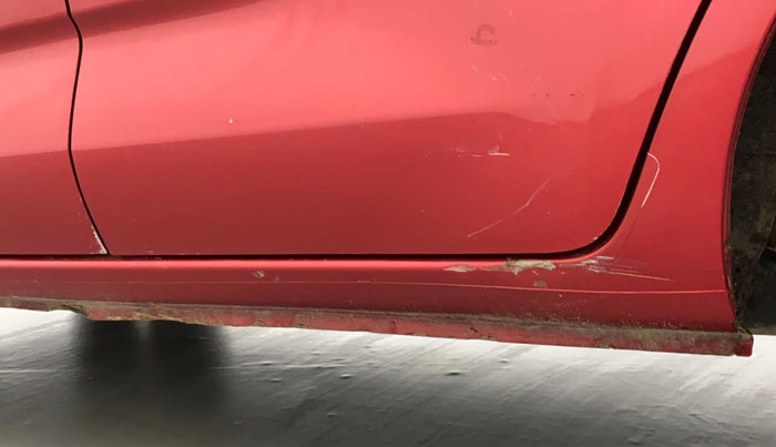 2018 Datsun Redi Go T (O), Petrol, Manual, 30,224 km, Left running board - Slightly dented