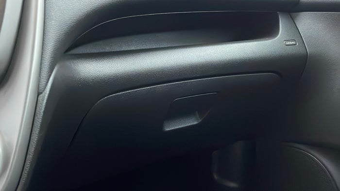 CHEVROLET SPARK-Dashboard Glove box Scratch