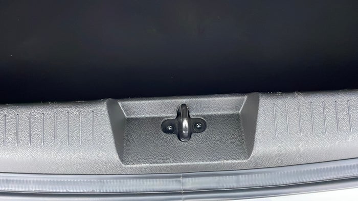 CHEVROLET SPARK-Dicky /Boot Door Boot interior Scratch