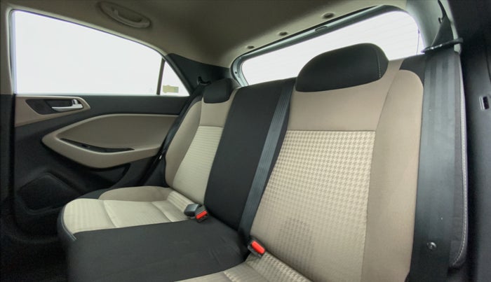 2020 Hyundai Elite i20 1.2 SPORTS PLUS VTVT, Petrol, Manual, 10,324 km, Right Side Rear Door Cabin