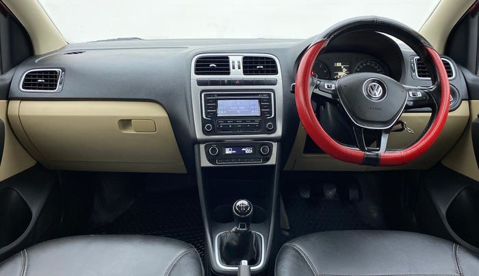 2015 Volkswagen Polo HIGHLINE1.2L PETROL, Petrol, Manual, 68,406 km, Dashboard