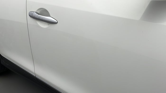 INFINITI QX50-Door Exterior RHS Front Scratch