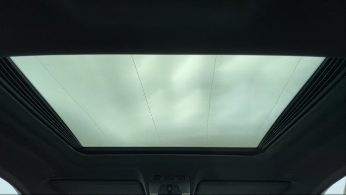 BMW X6-Interior Sunroof/Moonroof