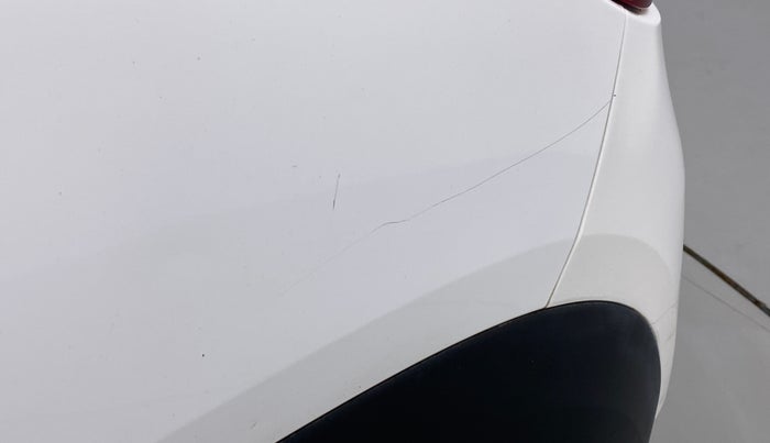 2018 Renault Kwid 1.0 RXT Opt, Petrol, Manual, 23,433 km, Left quarter panel - Minor scratches