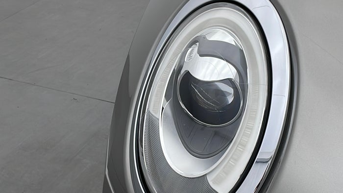 MINI CLUBMAN-Head Light RHS Scratch